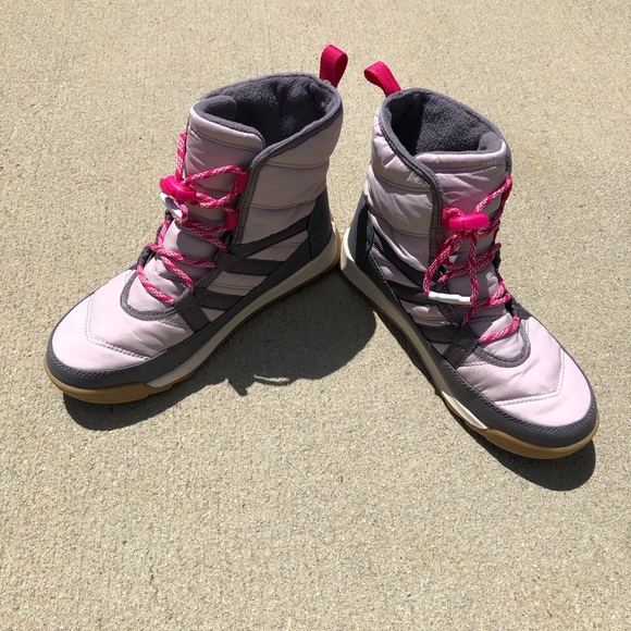 Sorel Youth Whitney Short Laced Boots. Size 5 - Picture 8 of 9